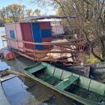 Počelo uklanjanje nelegalnih plutajućih objekata sa Skadarskog jezera