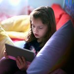 UNICEF: Vlade i tehnološke kompanije da idu dalje od zabrana i obezbijede odgovornost za bezbjednost djece onlajn